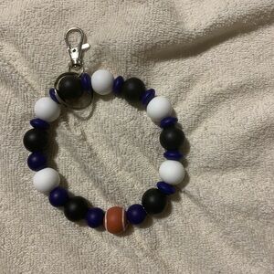 Silicone beads, nylon rope